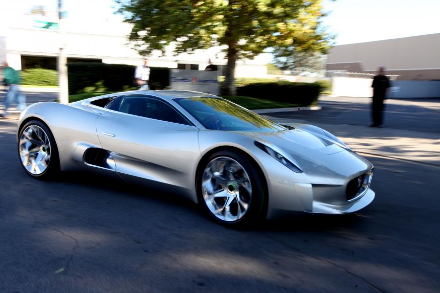  Jaguar C-X75 Concept 2010 года  (фото 44 из 126)